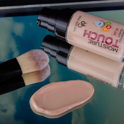 Moisture Touch Liquid Foundation - 103 - Medium Coverage Foundation 30 ml - 4