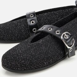 أحذية باليه ماري جين سوداء اللون بتفاصيل محبوكة وحزام للنساء - 3