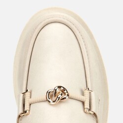 حذاء لوفر كلاسيكي بيج اللون بنعل سميك للنساء - 5