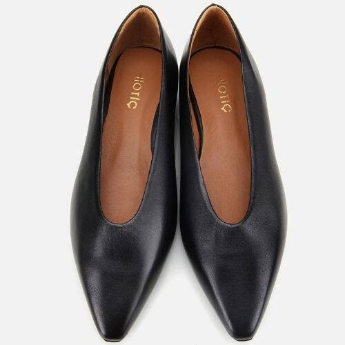 Women's Leather Black Soft Textured Ballet Flats - 6