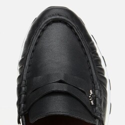 Women's Leather Black Soft Textured Casual Loafers - 5