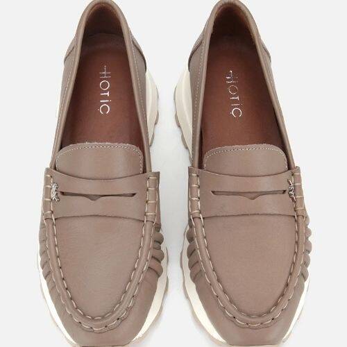 Women's Leather Mink Soft Textured Casual Loafers - 6